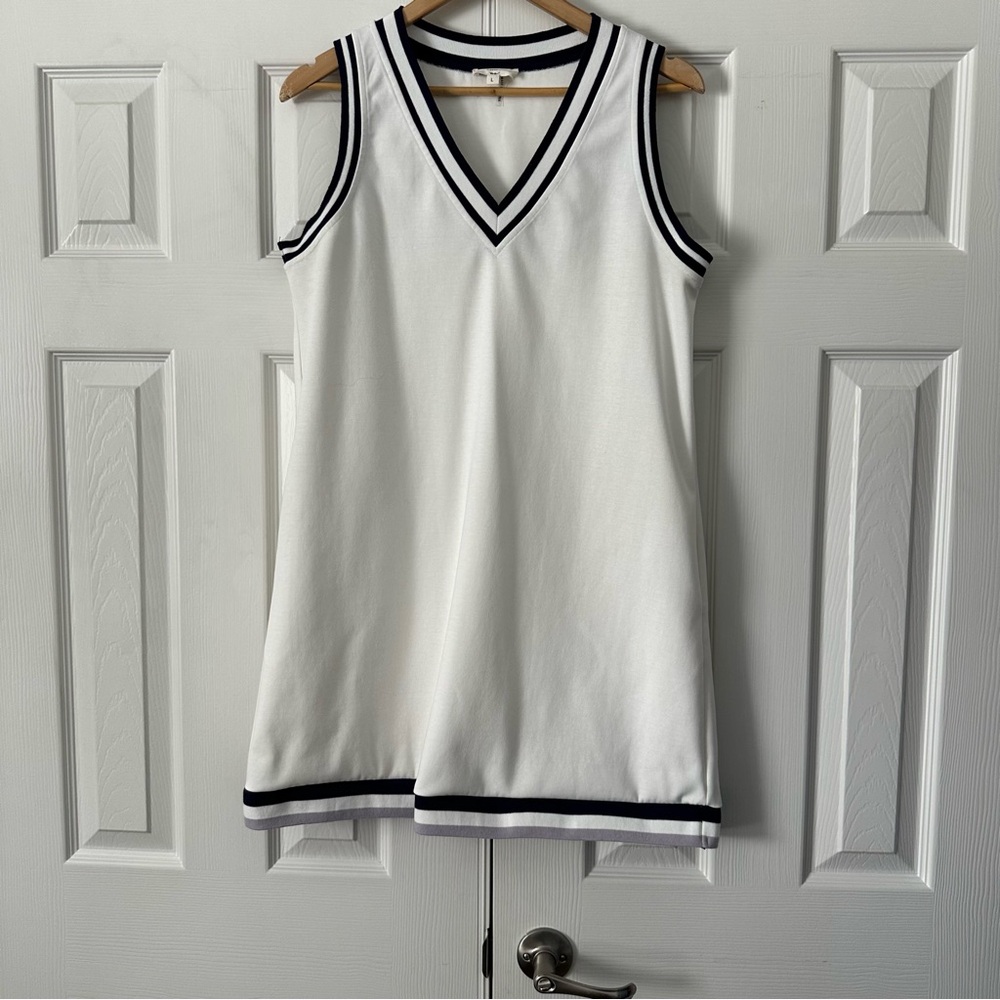 Entro Country Club Sleeveless White Dress with Blue Trim, Size Large